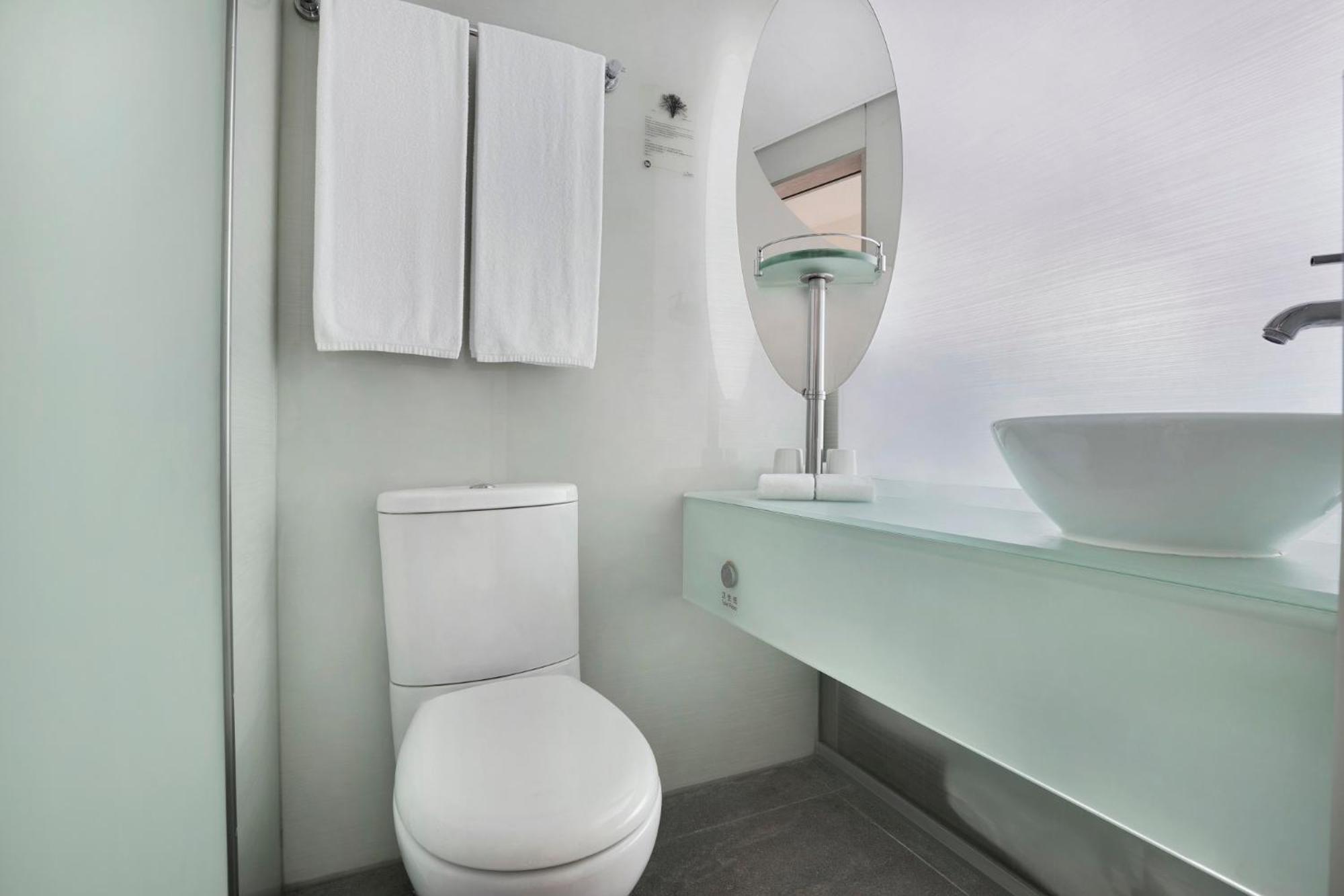 Kamar Keluarga Berdekatan