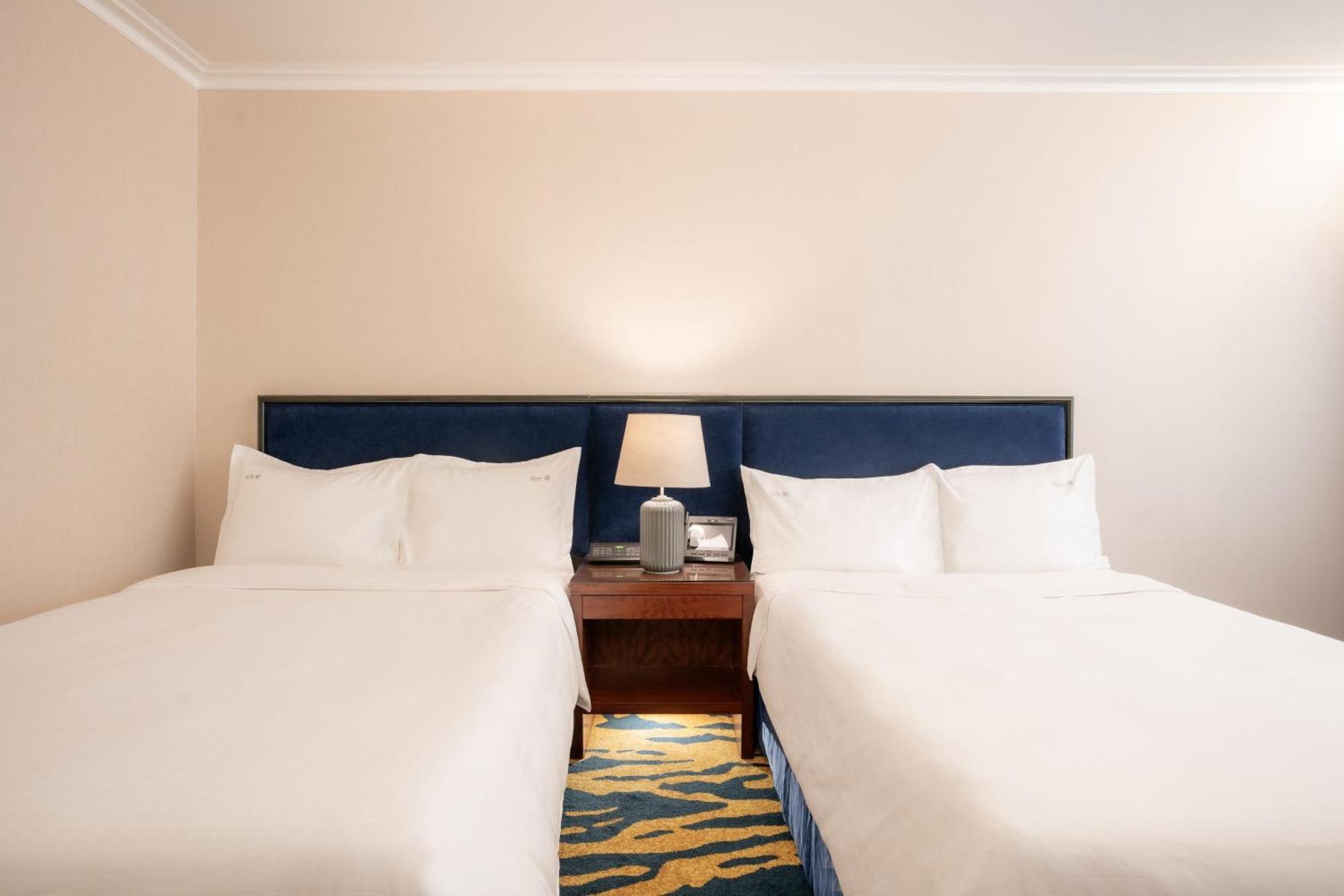 Kamar Premium Double dengan 2 Tempat Tidur Double