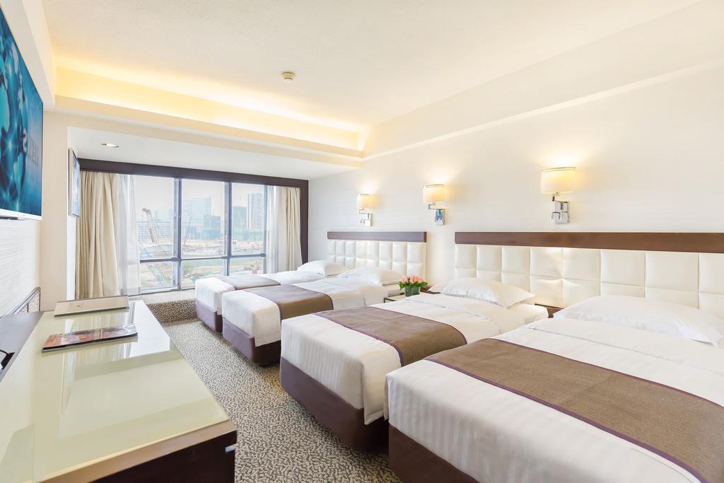 Family Room (4 Adults)