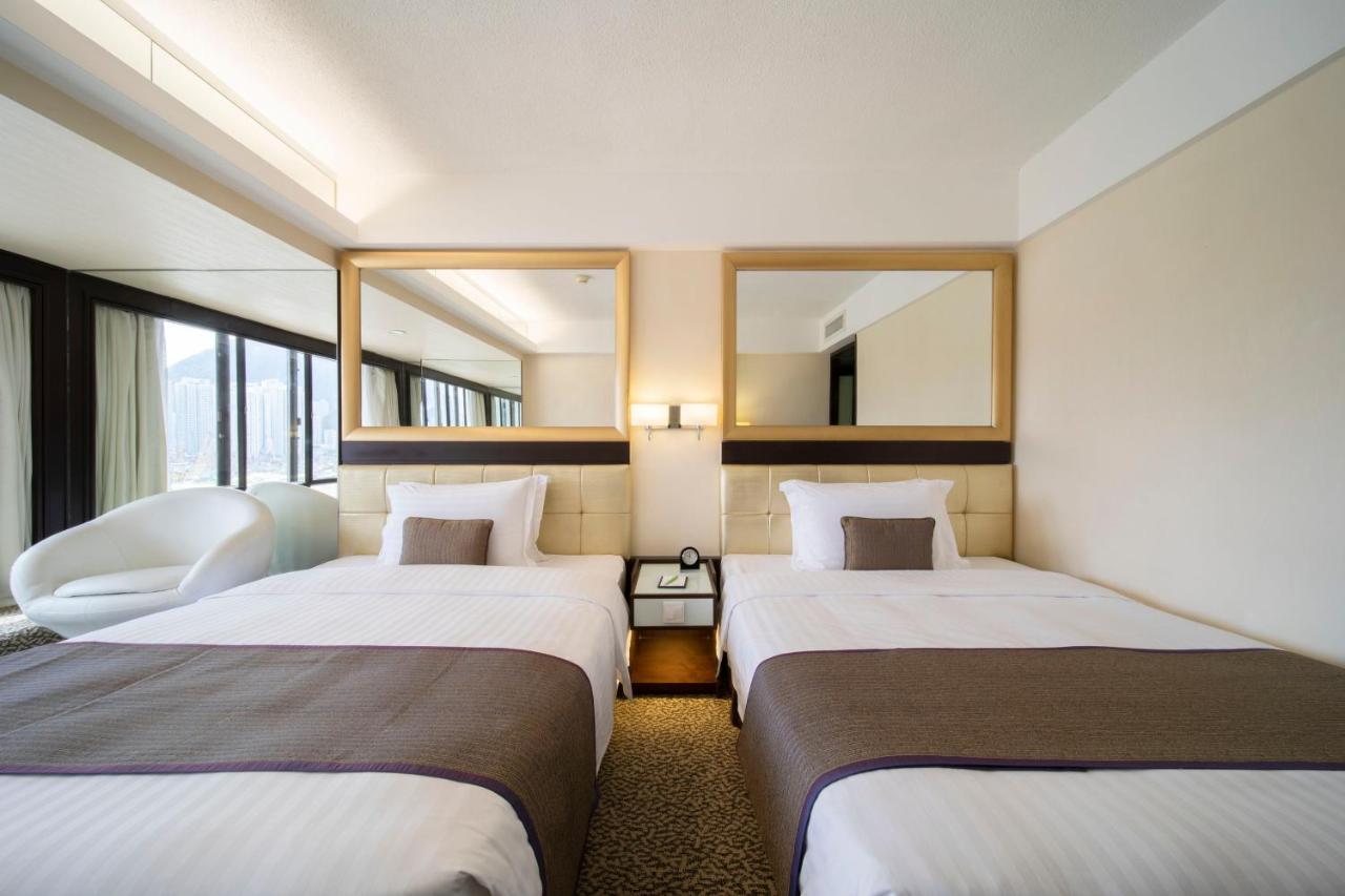 Deluxe Room with 2 double bed