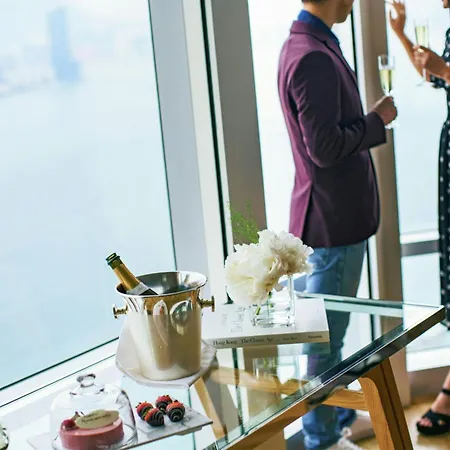 Renaissance Hong Kong Harbour View Hotel-2