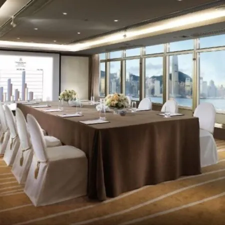 The Royal Pacific Hotel & Towers-3