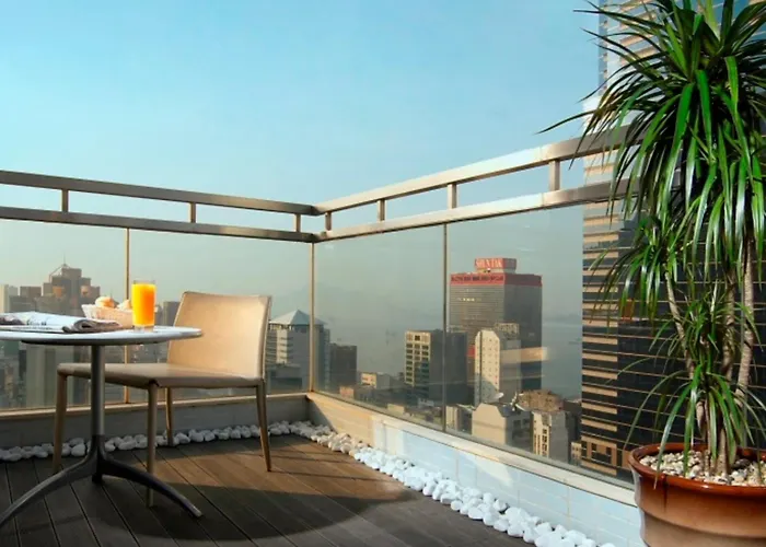 Lan Kwai Fong Hotel - Kau U Fong